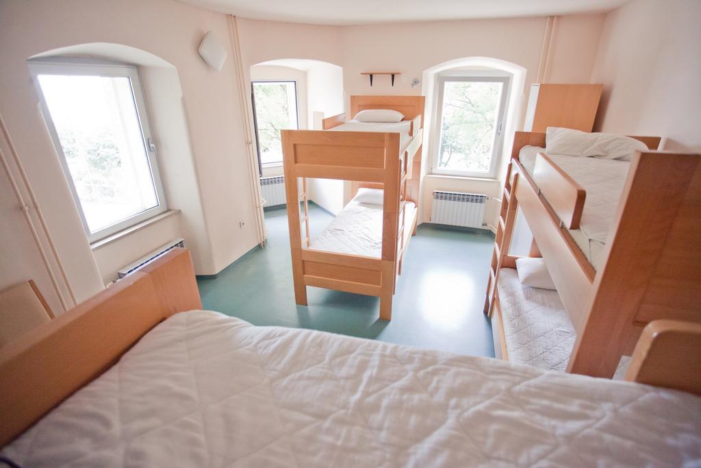 Hostel Hi
